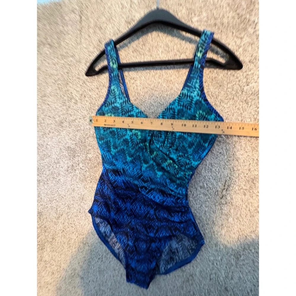 Miraclesuit One‎ Piece Swimsuit Womens Size 12 Blue Green Ombre Underwire Ruched